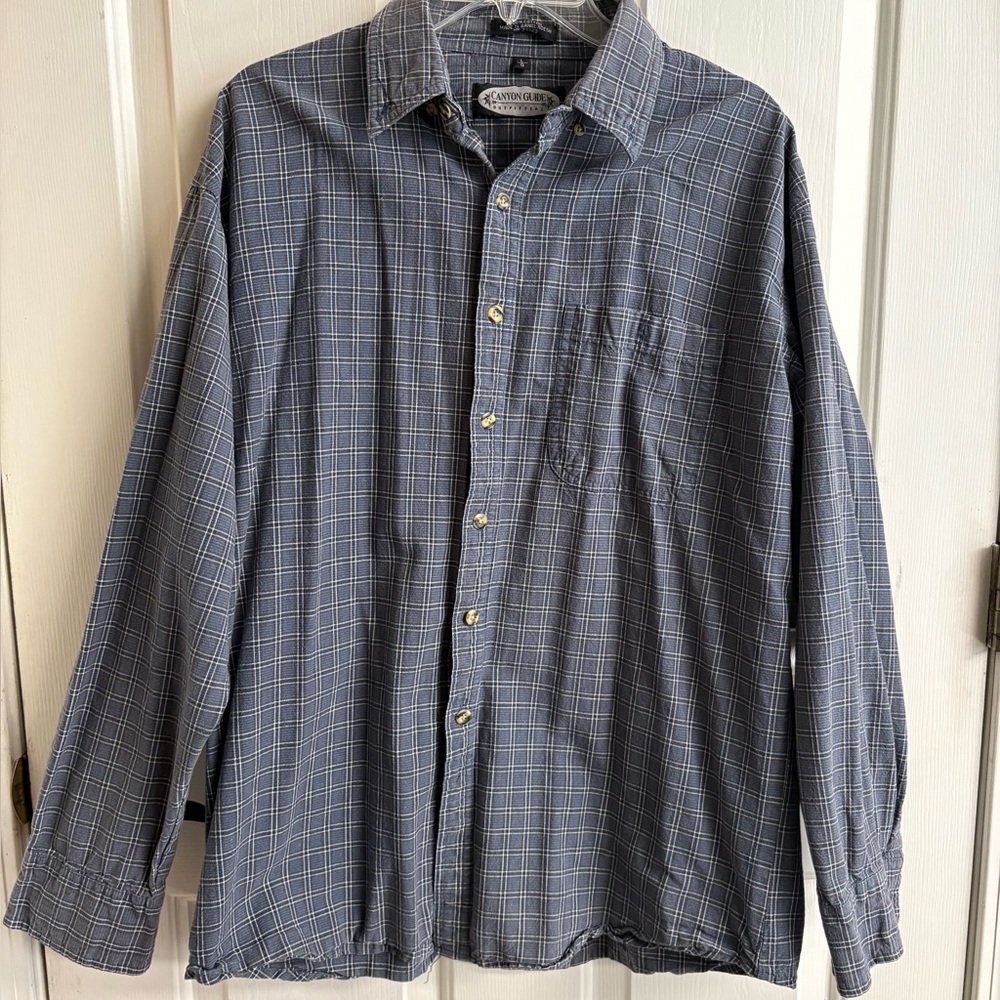 ❤️ Canyon Guide Outfitters Men's Blue Checkered Button-Down Shirt